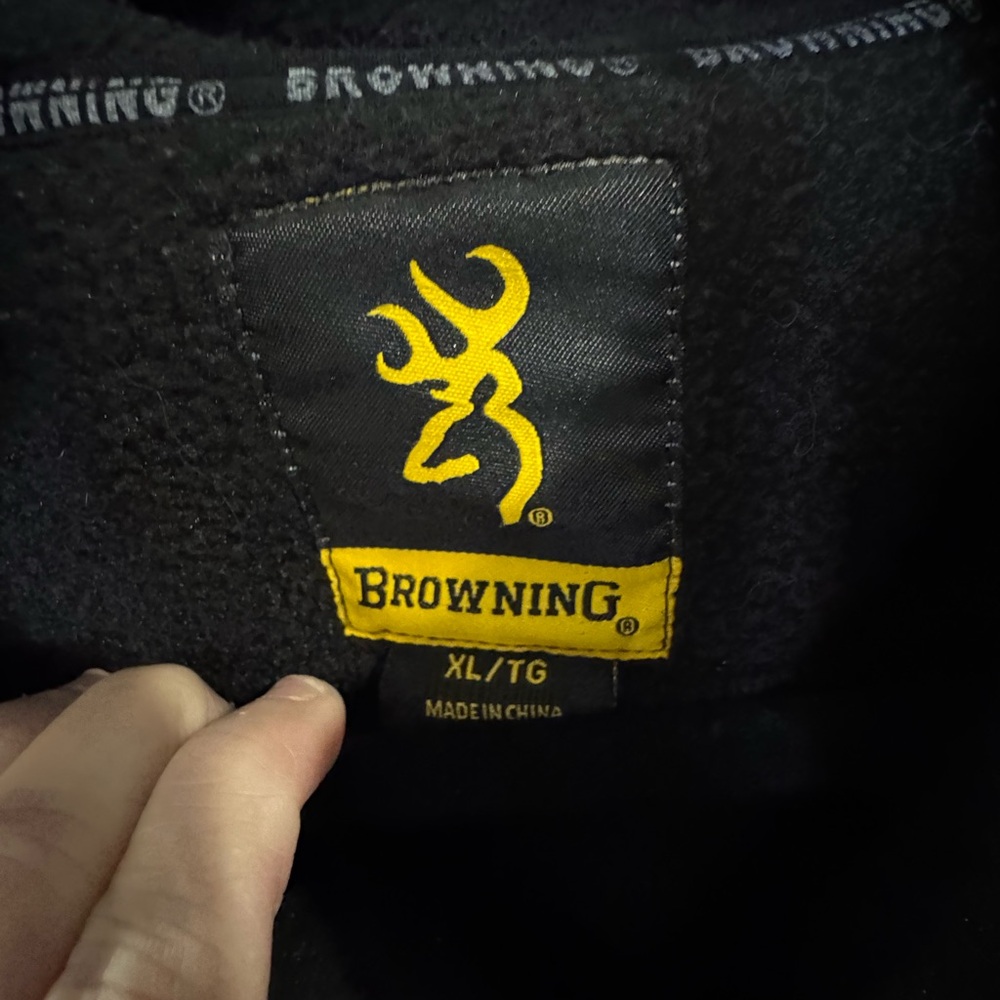 Browning Men's Two-Tone Black and Gray Vest - Picture 2 of 3